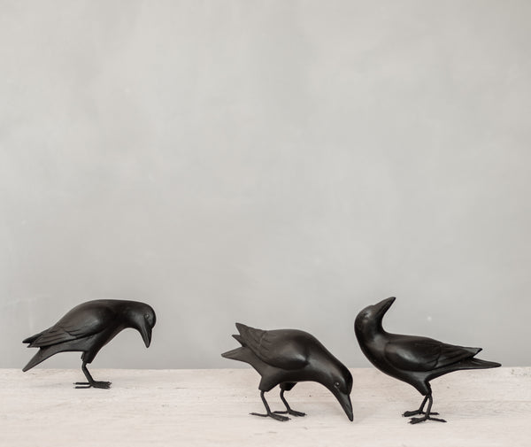 Hand Carved Wooden Mini Crow Set 3pc | Aviologie | Aviologie
