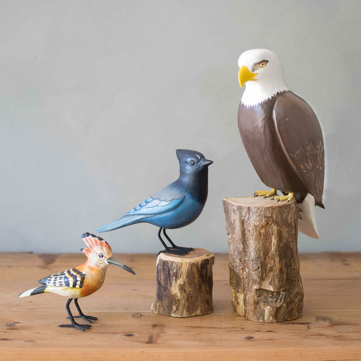 Hand Carved Wooden Bald Eagle on Stump -13"H – Realistic Bird Sculpture – Rustic Wildlife Decor – Handmade Eagle Art